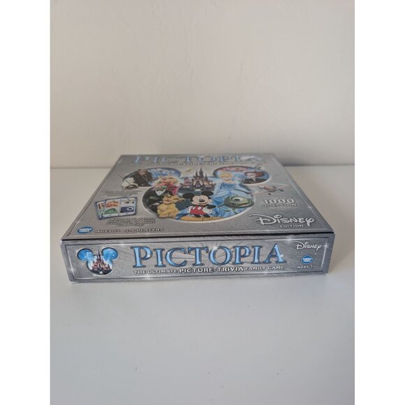 Disney Pictopia Picture-Trivia Family Game With 1000 Questions NEW - Picture 5 of 5
